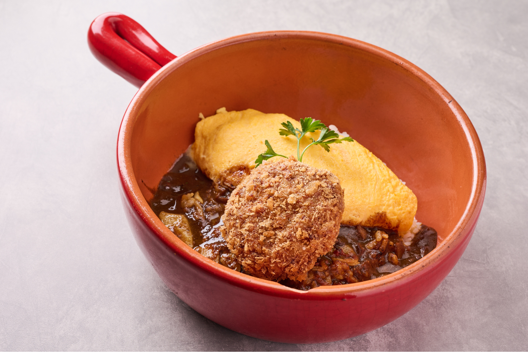 焼きカレーオムライス&牛タンメンチカツ